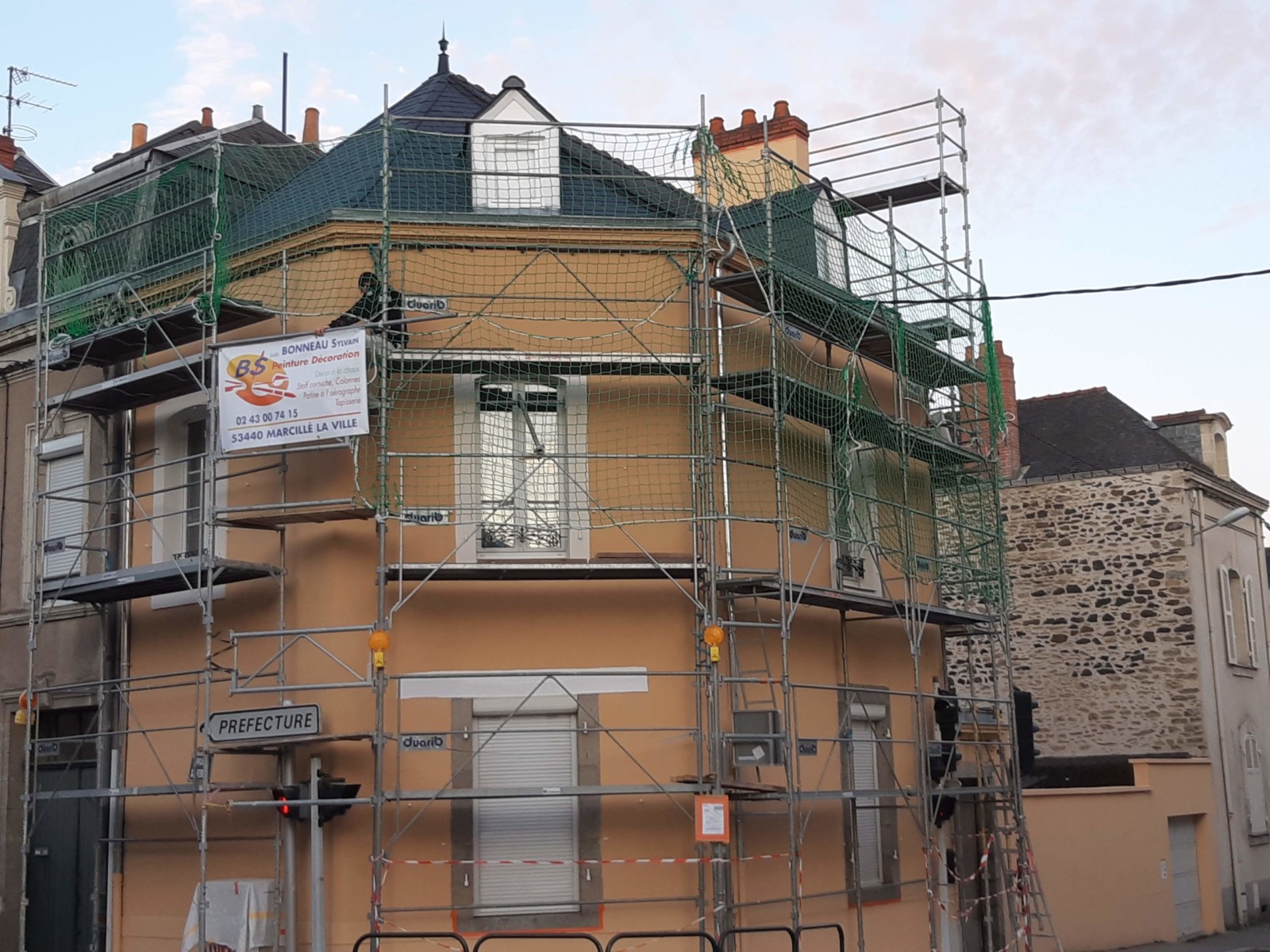 BONNEAU PEINTURE Peinture Ou Peintre A Mayenne IMG 52